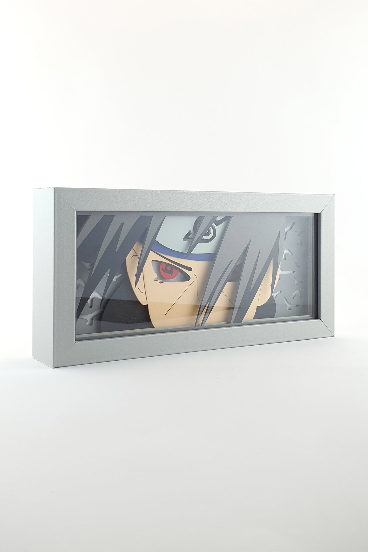 3D Young Itachi Ahşap Katmanlı Anime Işık Kutusu – LED Dekor & Gece Lambası
