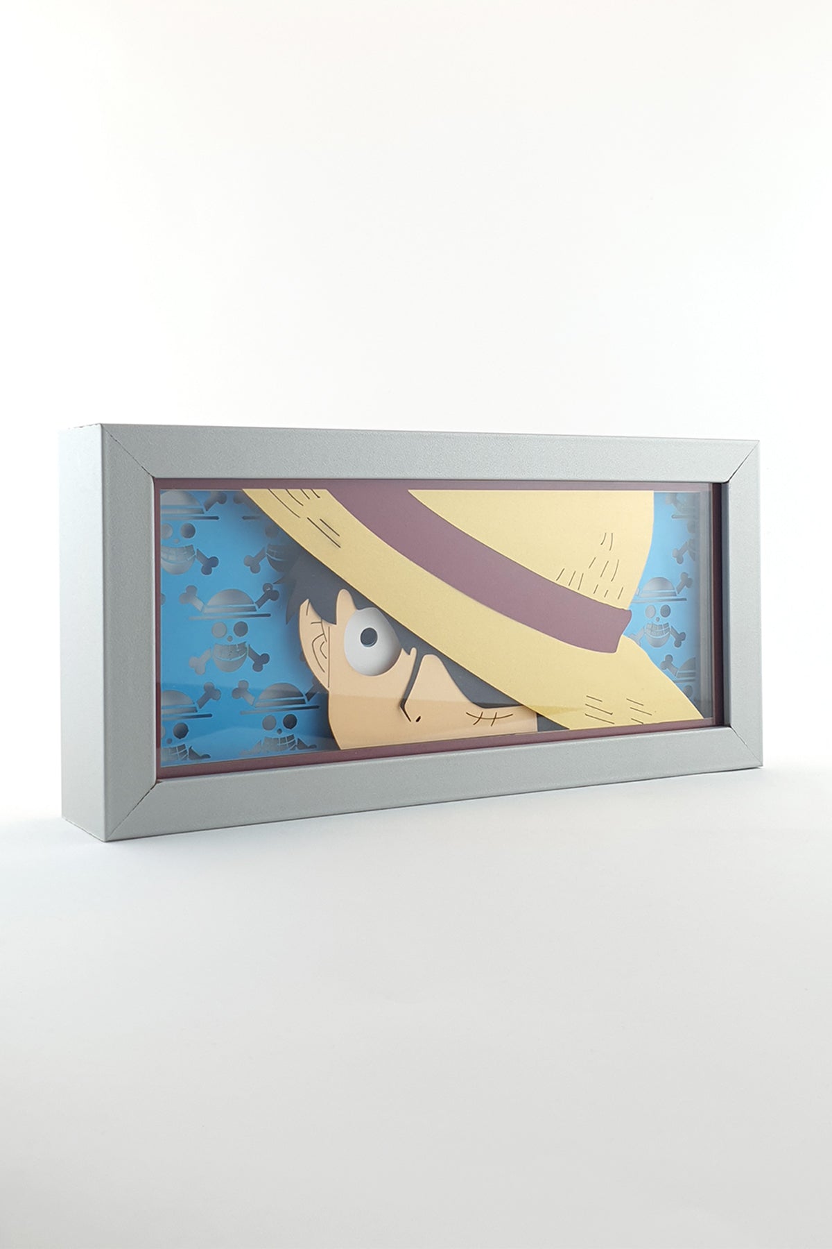 3D Luffy Ahşap Katmanlı Anime Işık Kutusu – LED Dekor & Gece Lambası