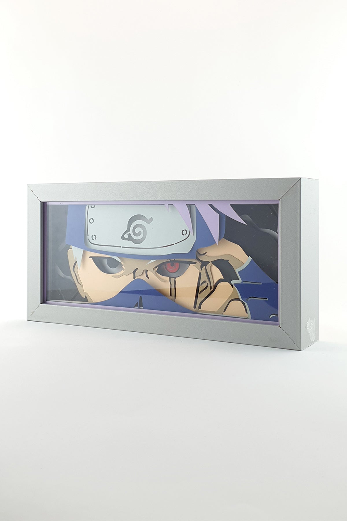 3D Kakshı Ahşap Katmanlı Anime Işık Kutusu – LED Dekor & Gece Lambası
